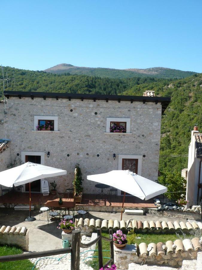 Regio Tratturo Villa Caporciano Екстериор снимка